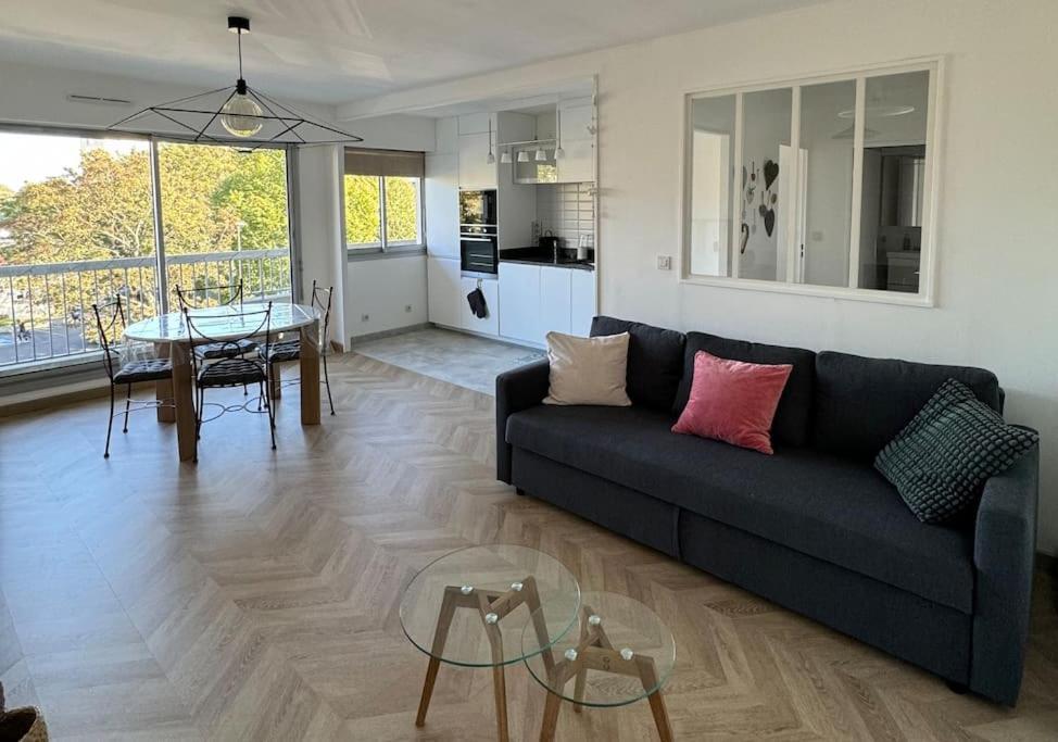 Appartement Neuf Avec Balcon Et Parking Prive Caen Kültér fotó