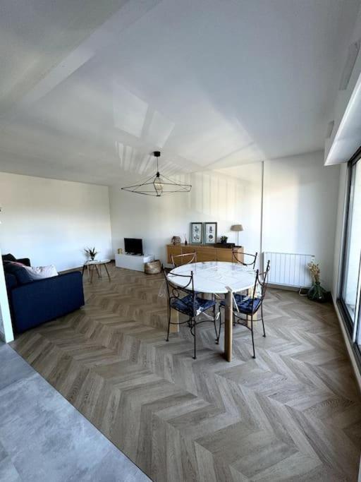 Appartement Neuf Avec Balcon Et Parking Prive Caen Kültér fotó