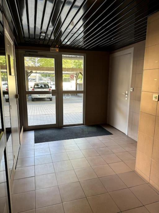 Appartement Neuf Avec Balcon Et Parking Prive Caen Kültér fotó